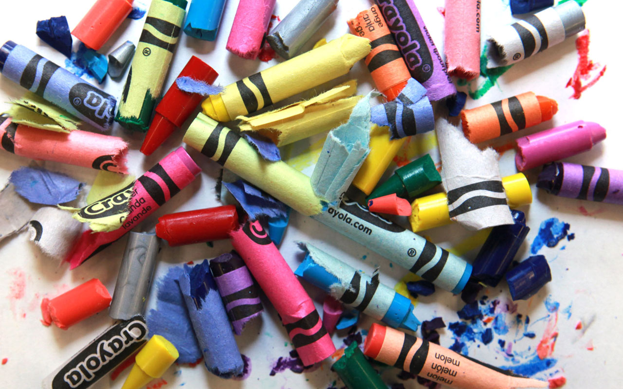 10 Crayons Pretending To Be Other Crayons - ClickHole